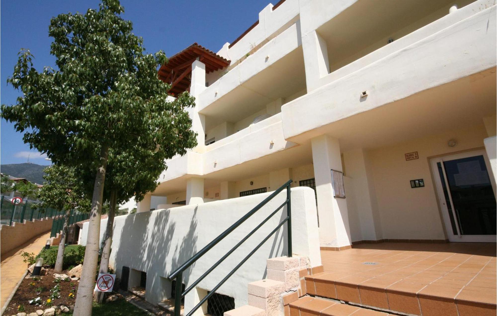 2 Bedroom Cozy In Costa Appartement Benalmádena