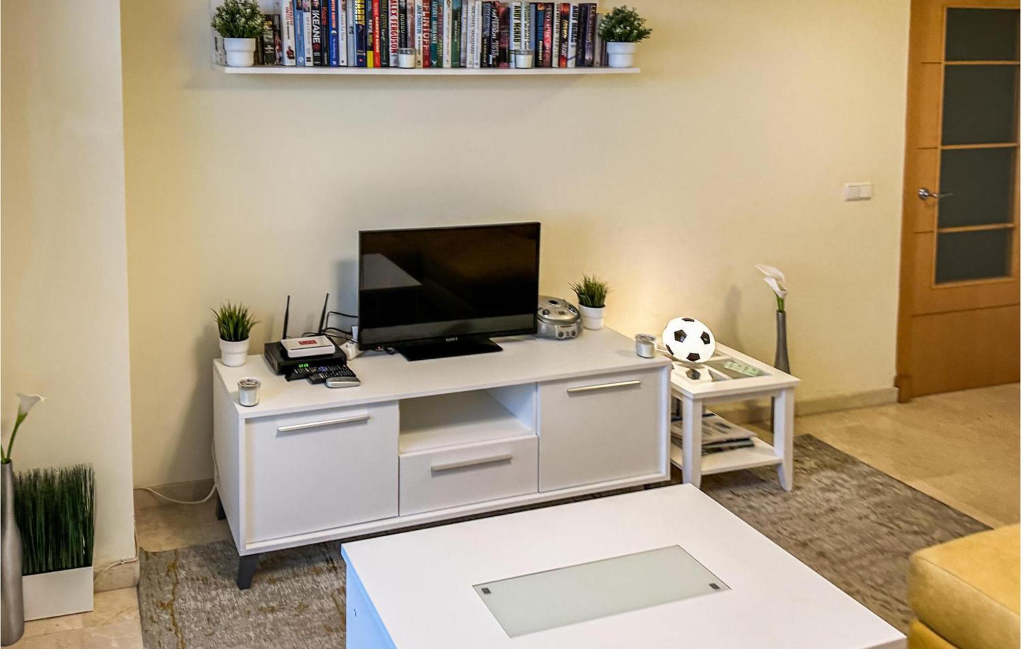 Apartament 2 Bedroom Cozy In Costa Benalmádena